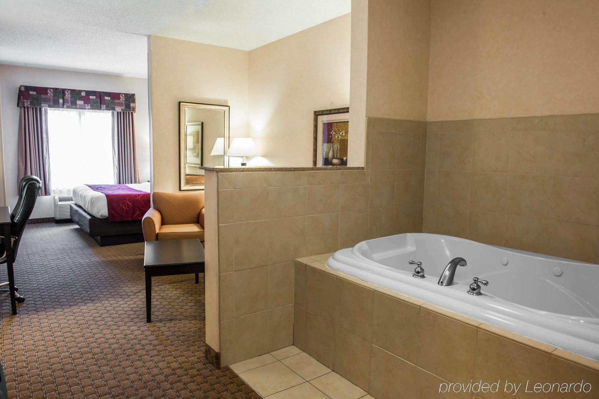 Comfort Suites Southport Exterior foto